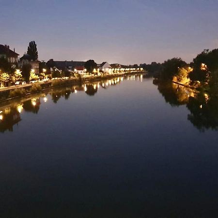 Ap101 Disneyland A 15 Min En Voiture, Lagny Au Coeur De Centre Ville, 30 Min A Paris En Voiture Exterior foto